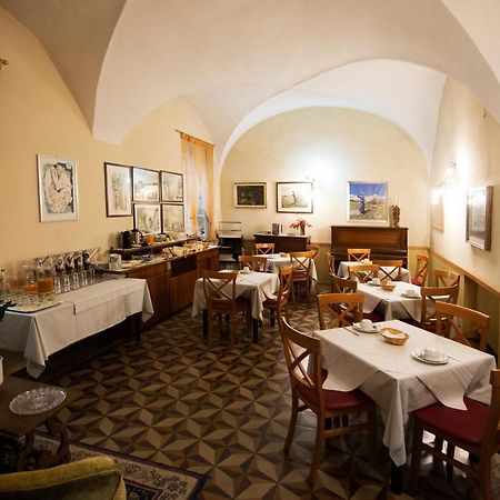 Albergo Della Torre Dal 1891 تريسكوري بالنياريو المظهر الخارجي الصورة